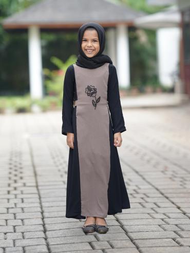 Wholesale CEY Kids Modest Dress With Crystal Handwork And a Tie Up Band In Brown And Black