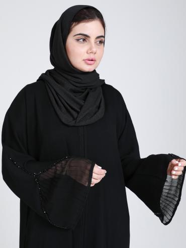 Wholesale Front Open  Zoom Abaya With Crystal Handwork On Sleeve And Side In Black.