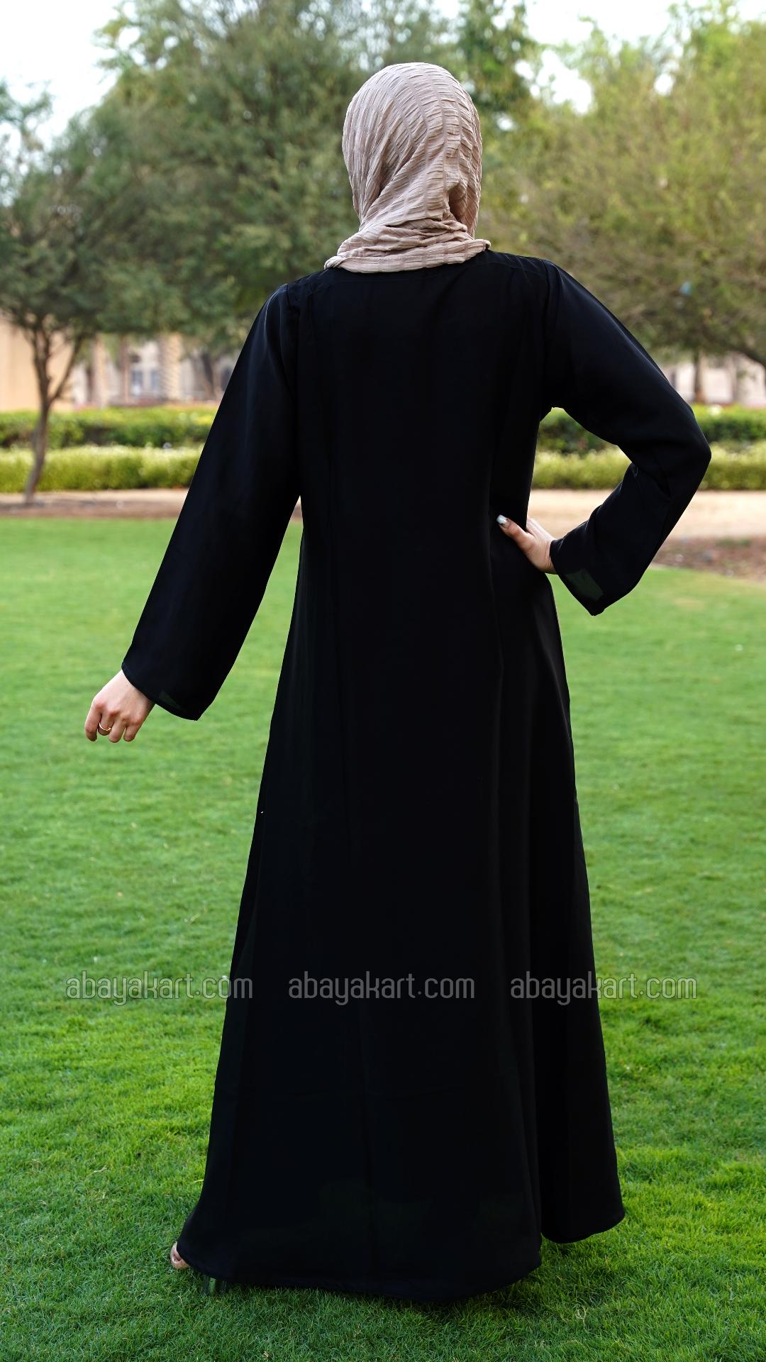 Wholesale Abaya with Show Buttons on the Front in Black and Beige