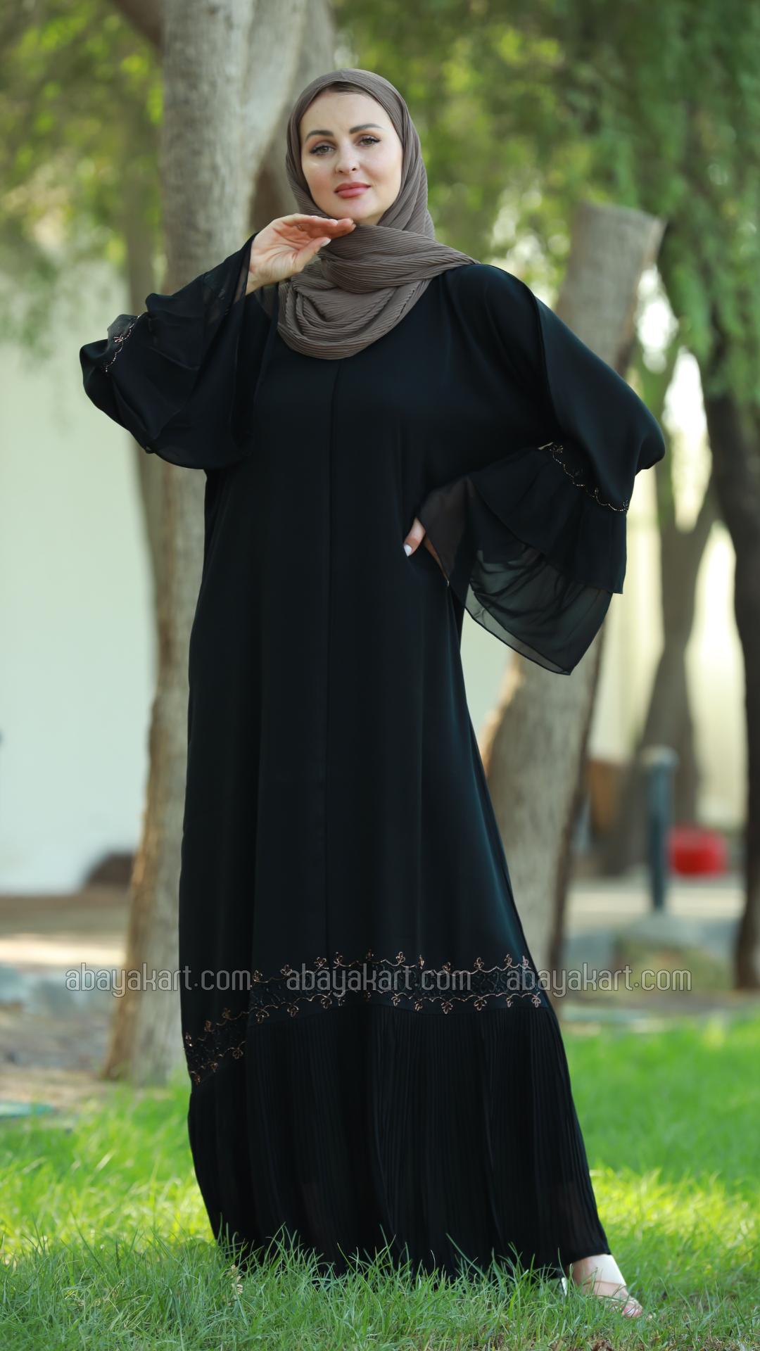 Wholesale  Stylish Abaya With Hand Work In Black