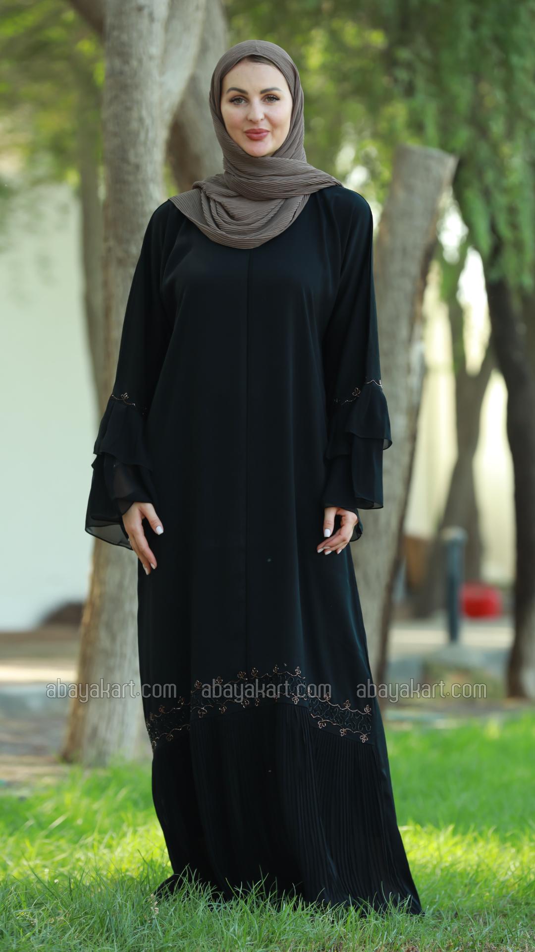 Wholesale  Stylish Abaya With Hand Work In Black