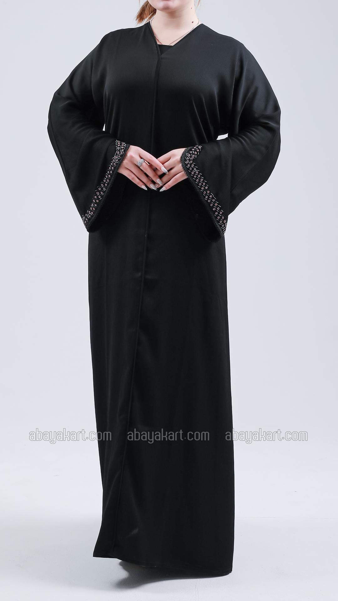 Wholesale Stylish Black Zoom Abaya with Lacework and Handwork
