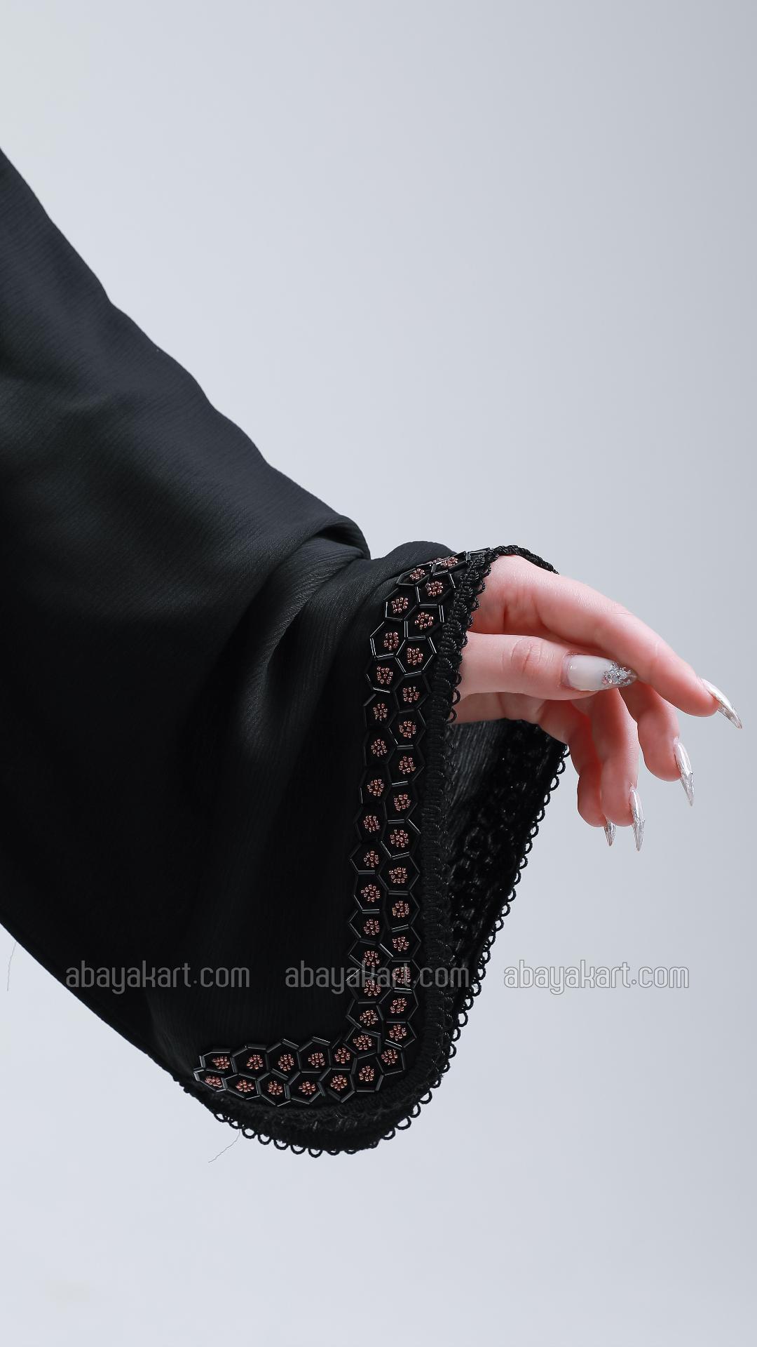 Wholesale Stylish Black Zoom Abaya with Lacework and Handwork