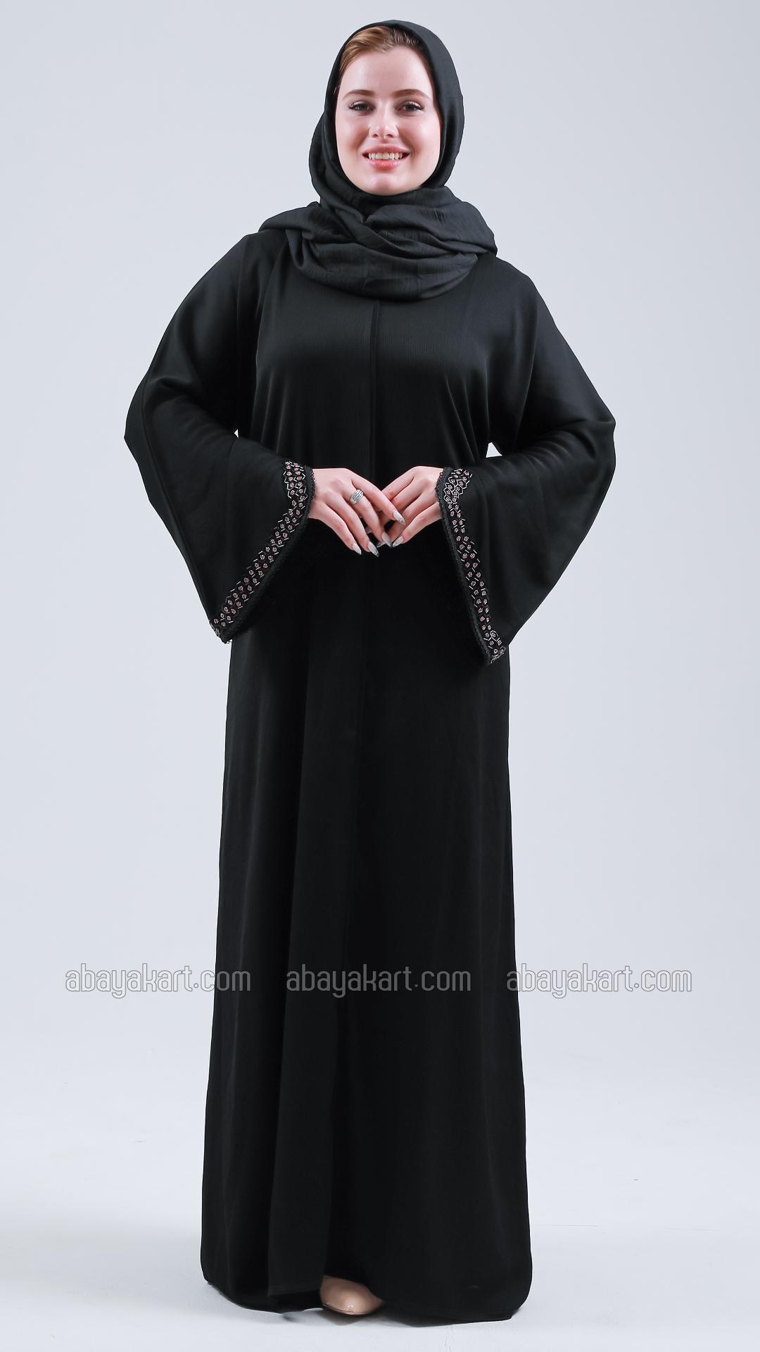 Wholesale Stylish Black Zoom Abaya with Lacework and Handwork
