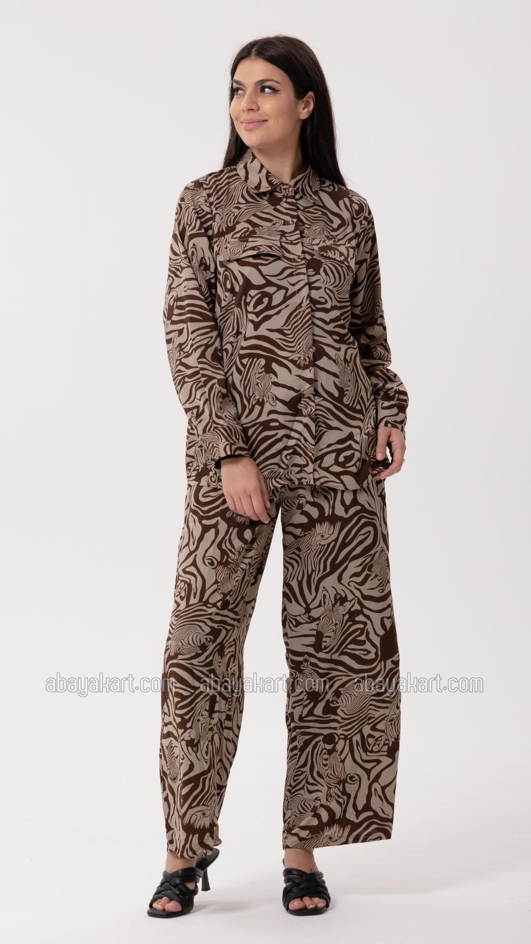 Wholesale Printed Coord Set In Brown